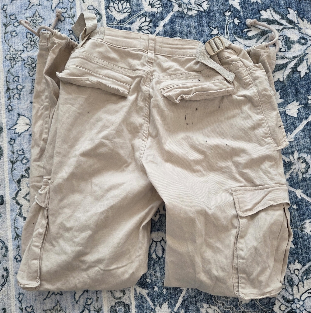 Buffbunny Curvy Stretch Cargos - Picture 2 of 4
